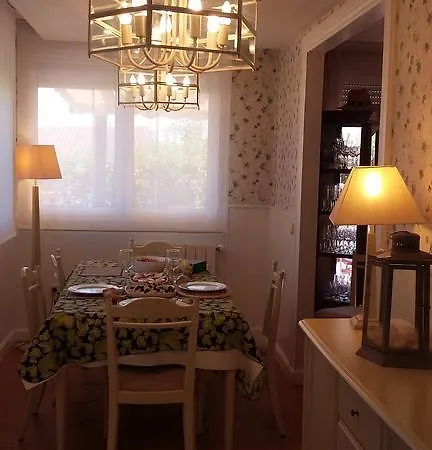 بيت للعطل El Jardin Del Magnolio لا لاستريلا